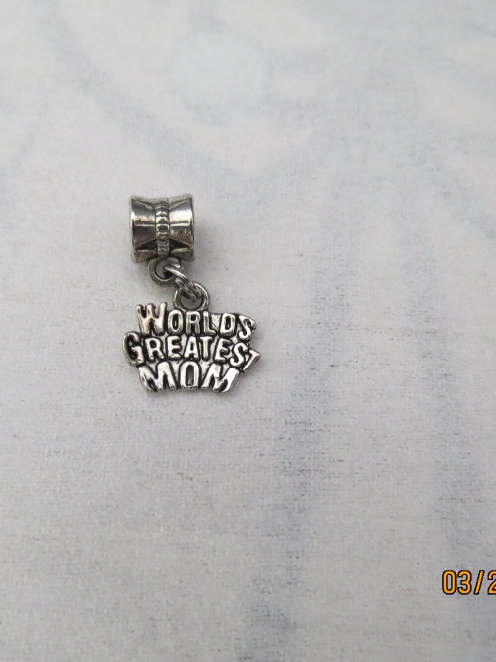 World's Greatest Mom Unbranded Dangle Charm